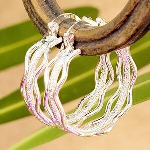 925 Sterling Silver Wavy Hoop Earrings